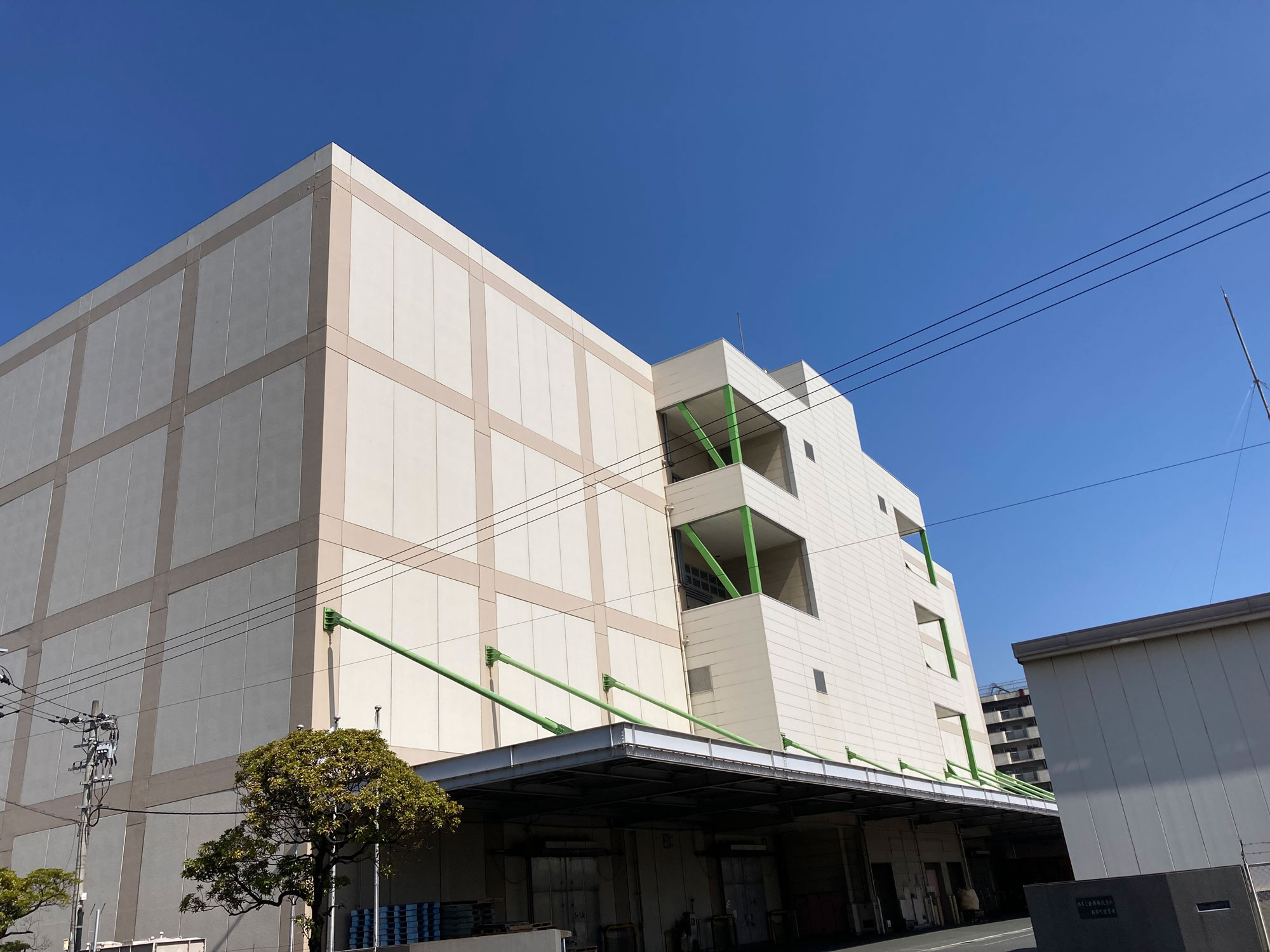 某大型倉庫　外壁塗装工事